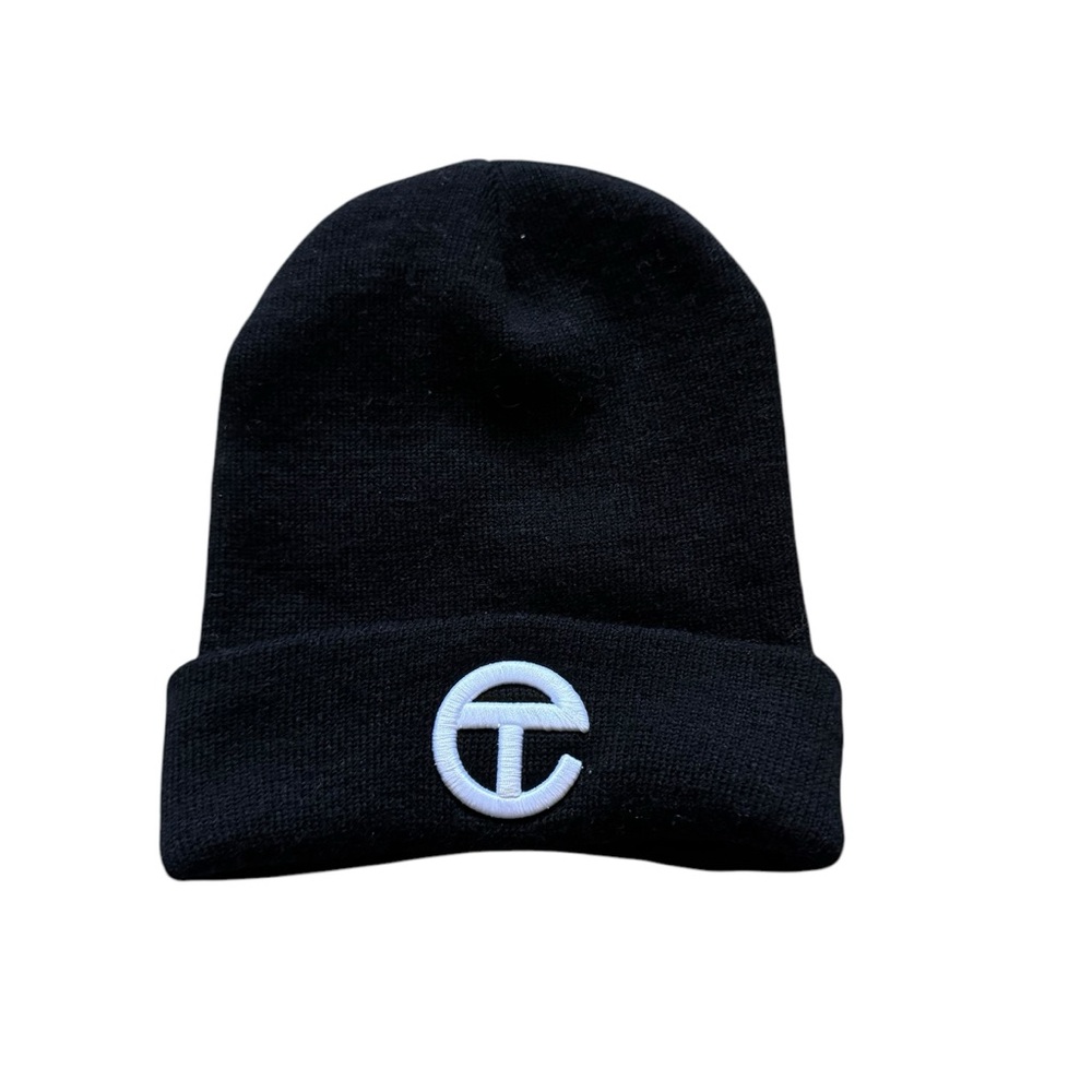 TELFAR Beanie in great condition.